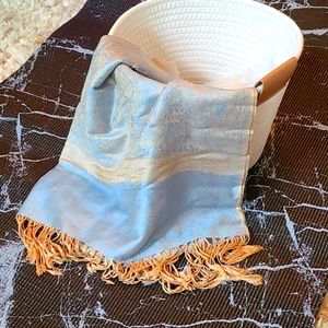 Pashmina scarf light blue and gold with fringe